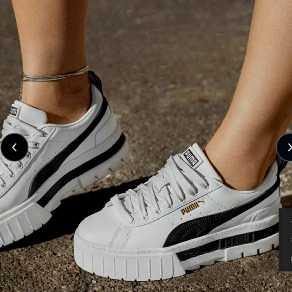 Mayze Puma Women's White and Black Platform Sneakers 7 New - Picture 1 of 13